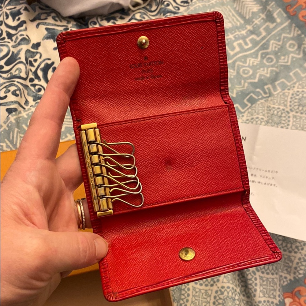 Louis Vuitton Red Epi calfskin & vachetta leather 6 key & card holder wallet - Picture 4 of 15